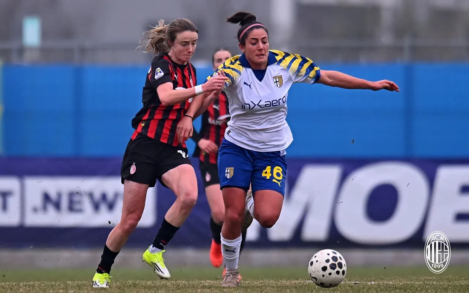 Deux joueuses en action lors du match