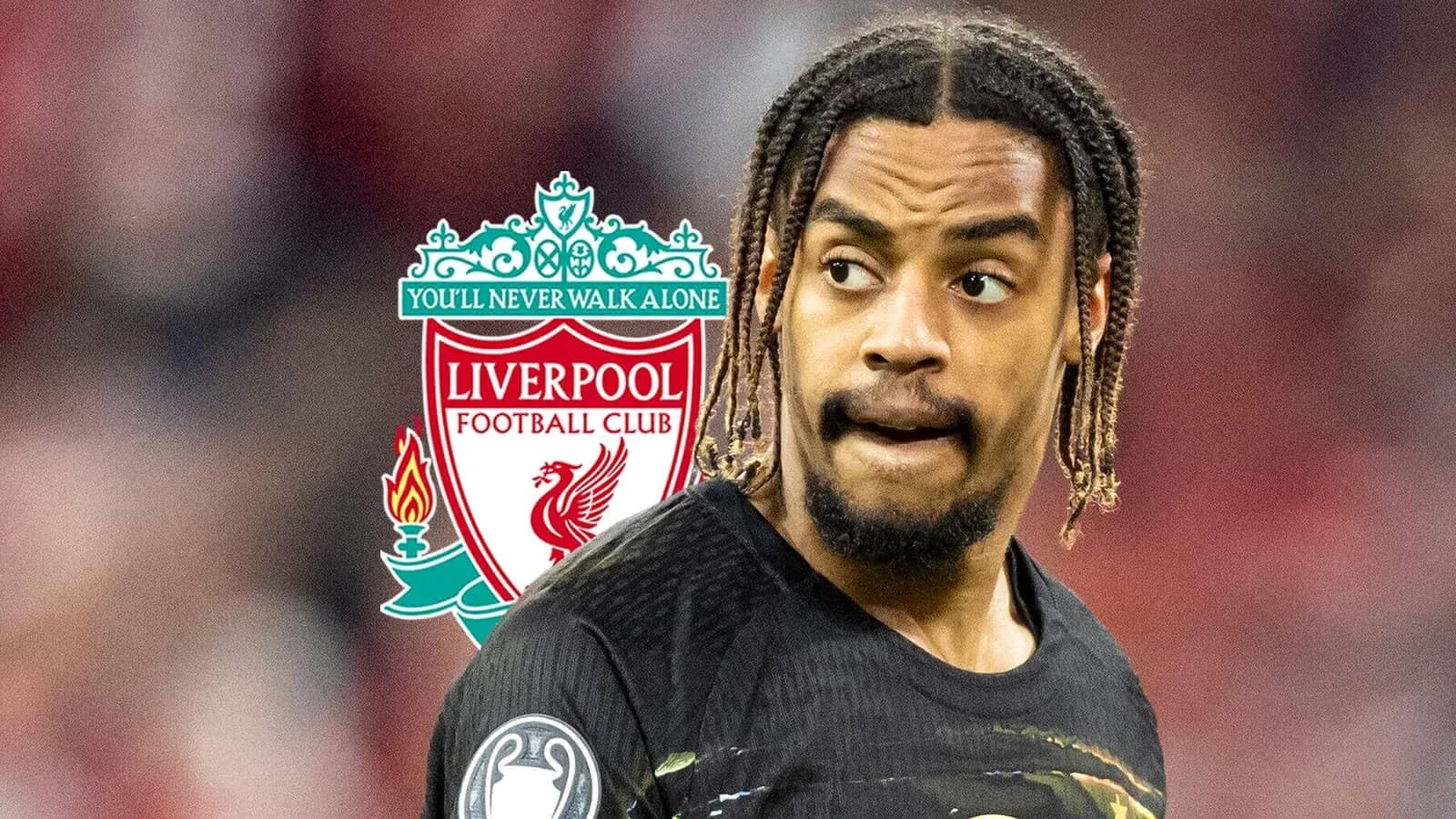 Joueur en maillot Liverpool sur le terrain