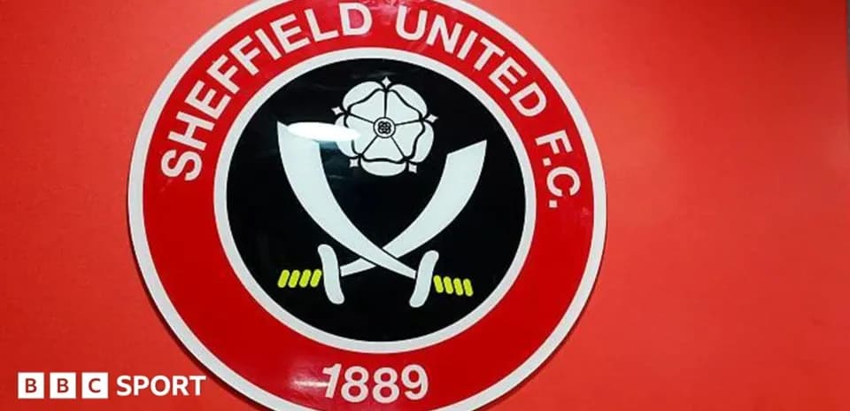Logo de Sheffield United F.C. sur fond rouge
