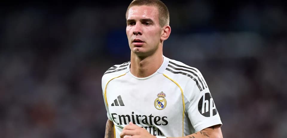 Joueur de football en maillot du Real Madrid