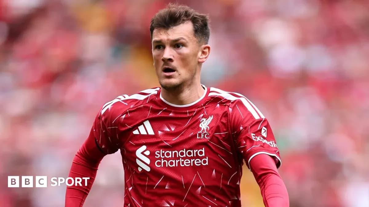 Joueur de Liverpool en action sur le terrain