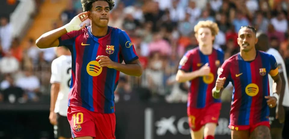 Joueur de Barcelone célébrant un but