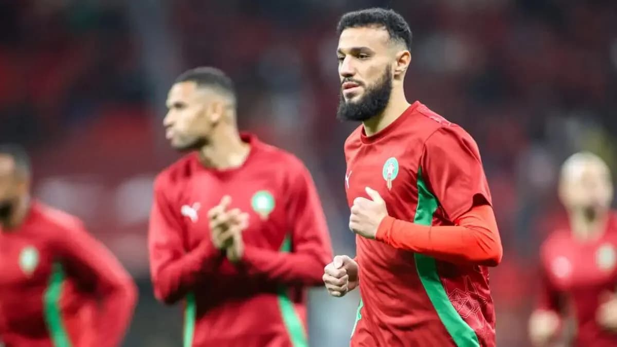 Joueurs marocains s'échauffant avant le match