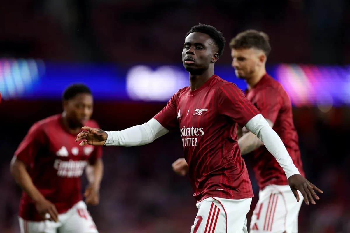 Joueurs d'Arsenal s'échauffant avant le match