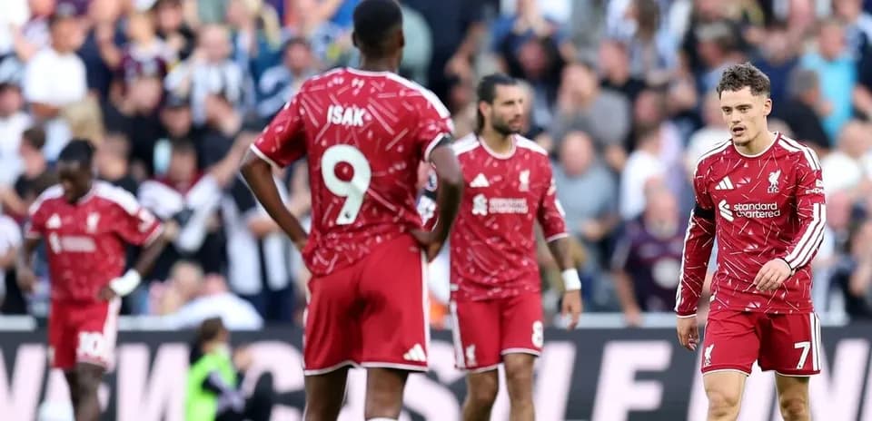 Joueurs de Liverpool déçus après un match