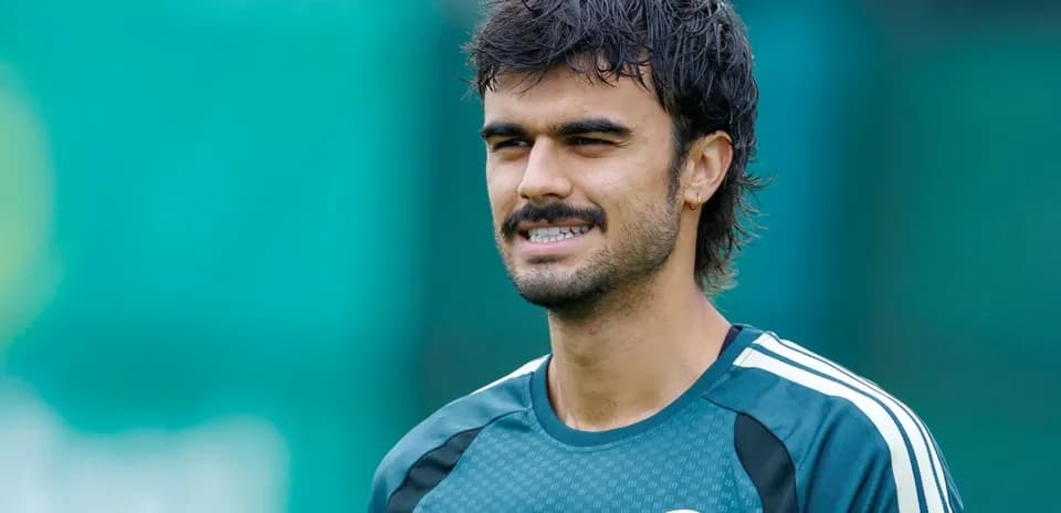 Joueur souriant lors d'une séance d'entraînement