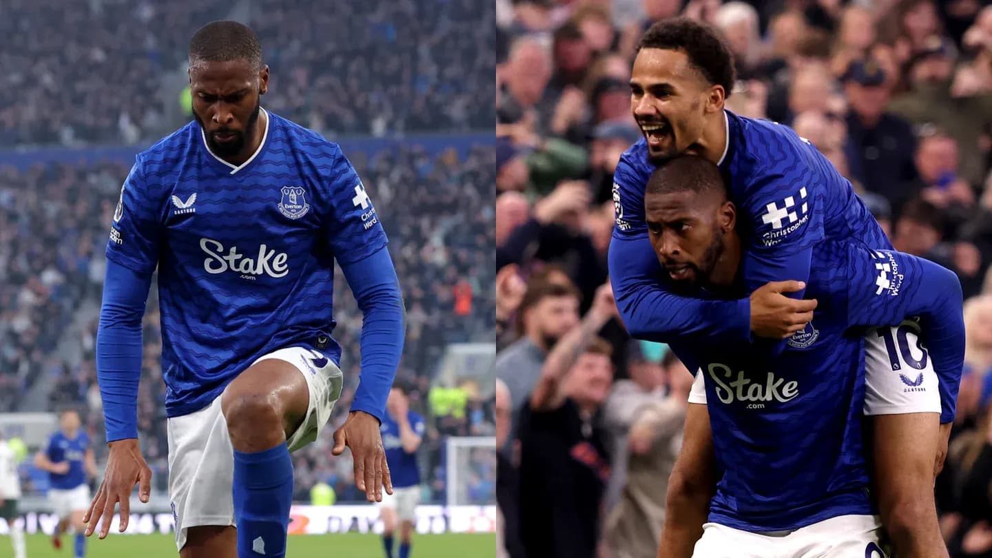 Joueurs d'Everton célébrant un but