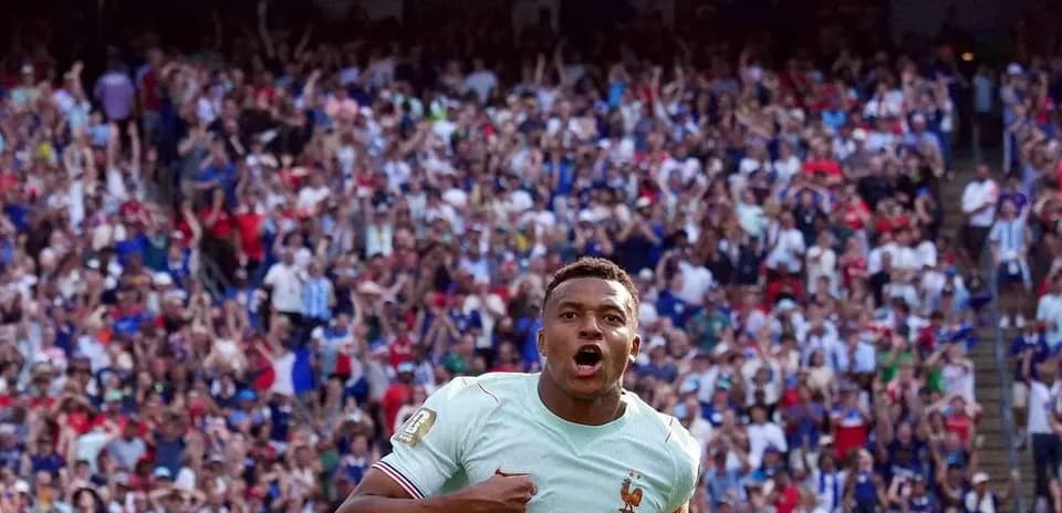 Kylian Mbappé célébrant un but lors de la Coupe du Monde