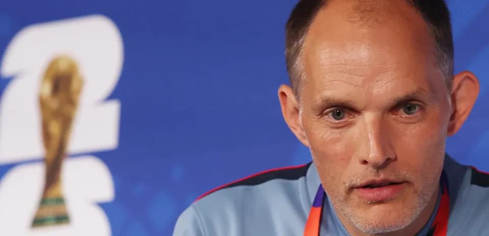 Entraîneur lors d'une conférence de presse FIFA