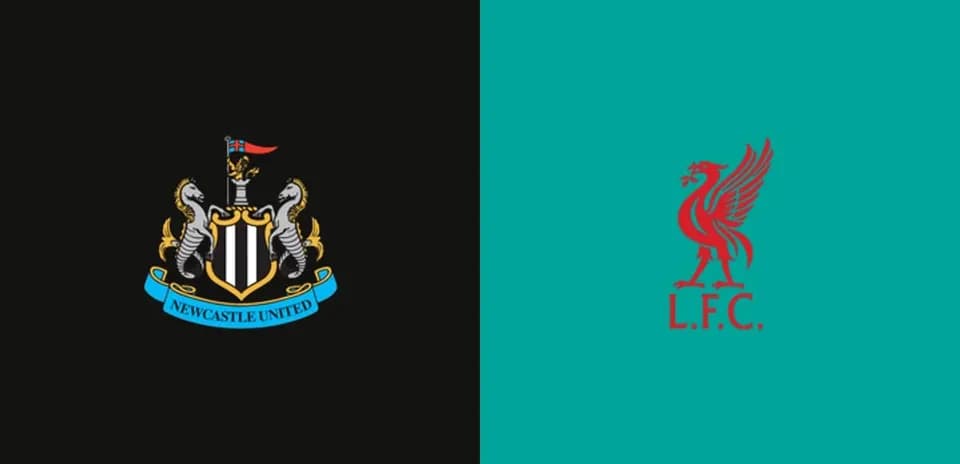 Logos de Newcastle United et Liverpool FC sur fond coloré