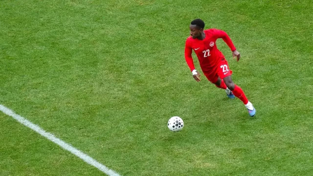 Joueur canadien en action sur le terrain