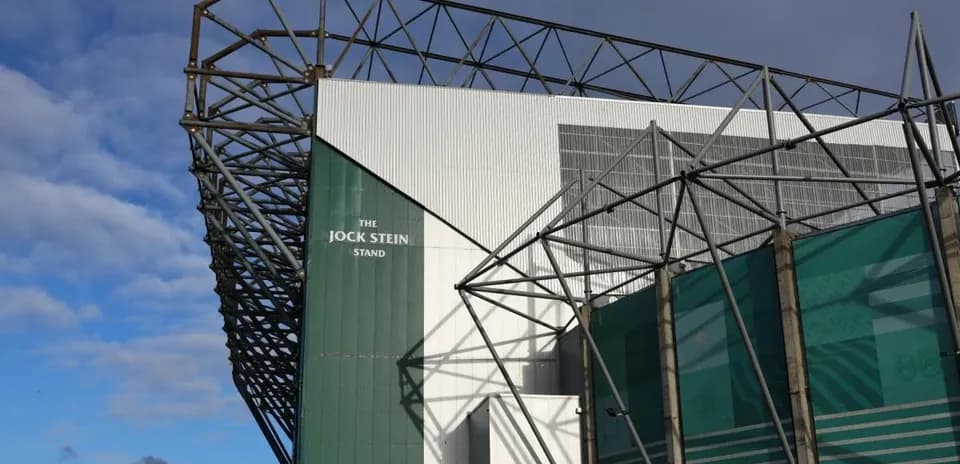 Vue de la tribune Jock Stein au stade