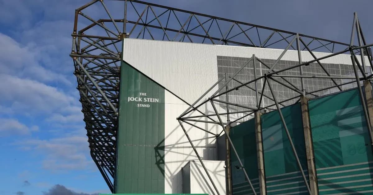Vue de la tribune Jock Stein au stade
