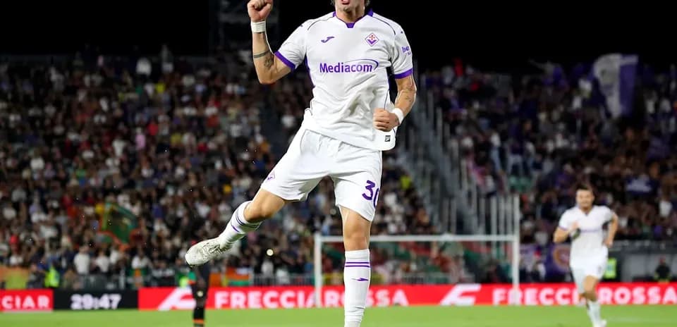 Joueur de la Fiorentina célébrant un but