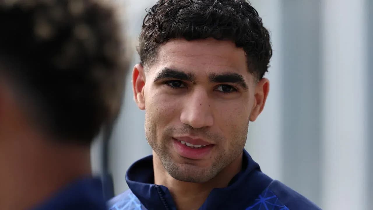 Joueur de football lors d'une séance d'entraînement