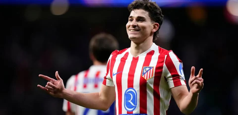Joueur d'Atlético de Madrid célébrant un but