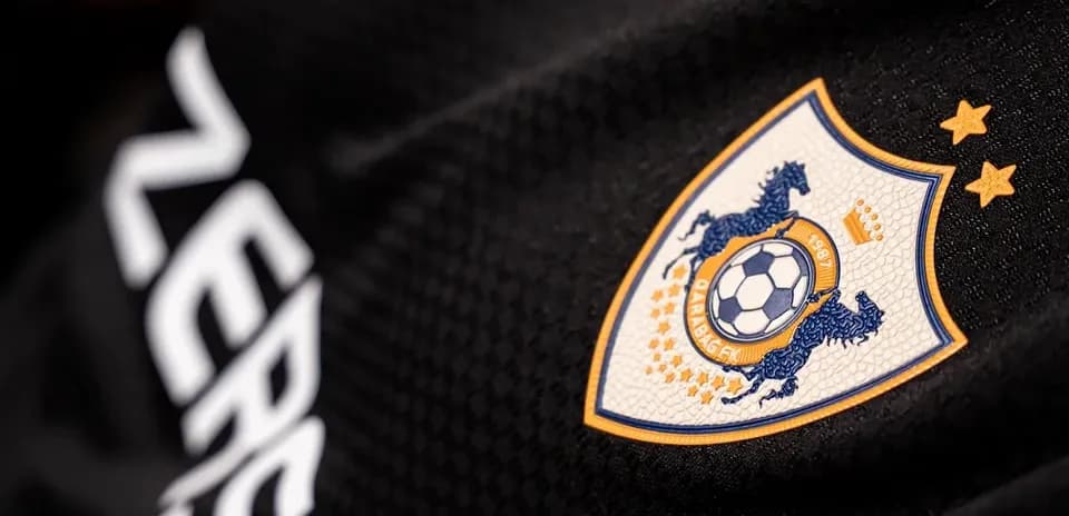 Logo de Qarabag sur le maillot