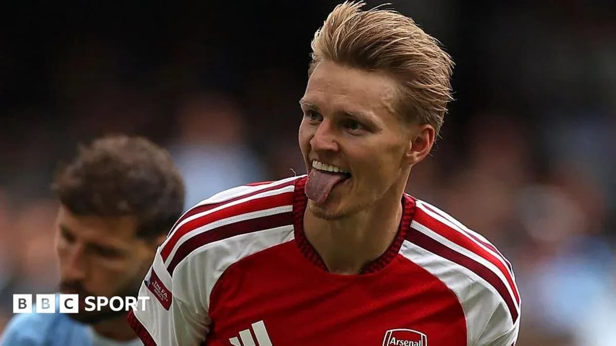 Joueur d'Arsenal célébrant sur le terrain
