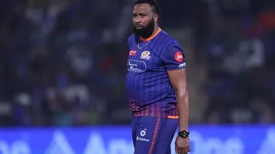 Joueur de cricket en tenue de l'équipe Mumbai Indians