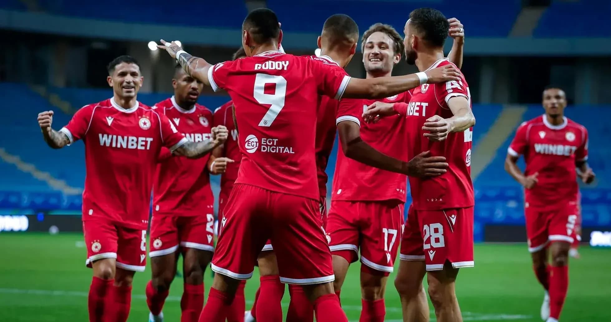 Joueurs de CSKA Sofia célébrant un but
