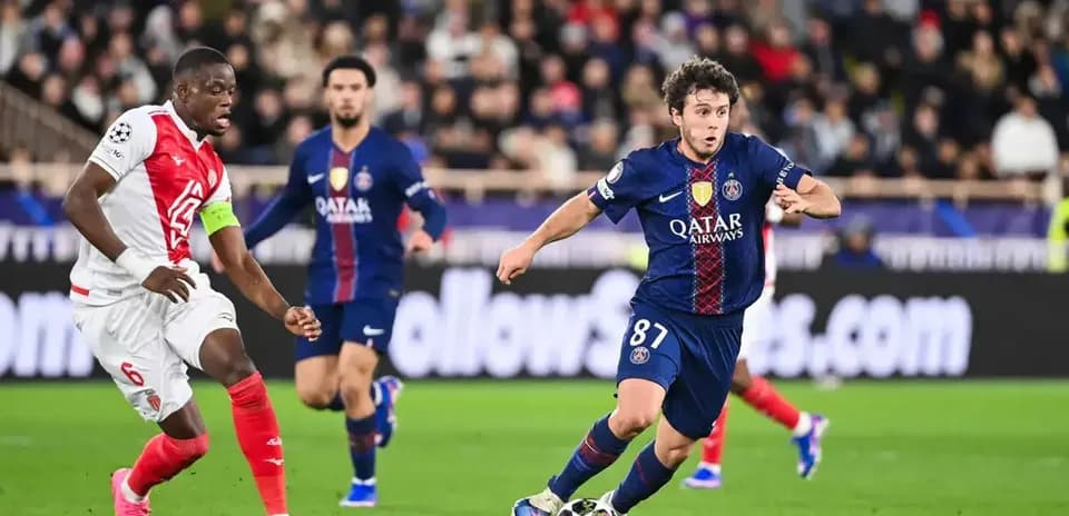 Le bras de fer stratégique entre PSG et Monaco
