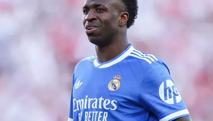Joueur de football portant le maillot du Real Madrid
