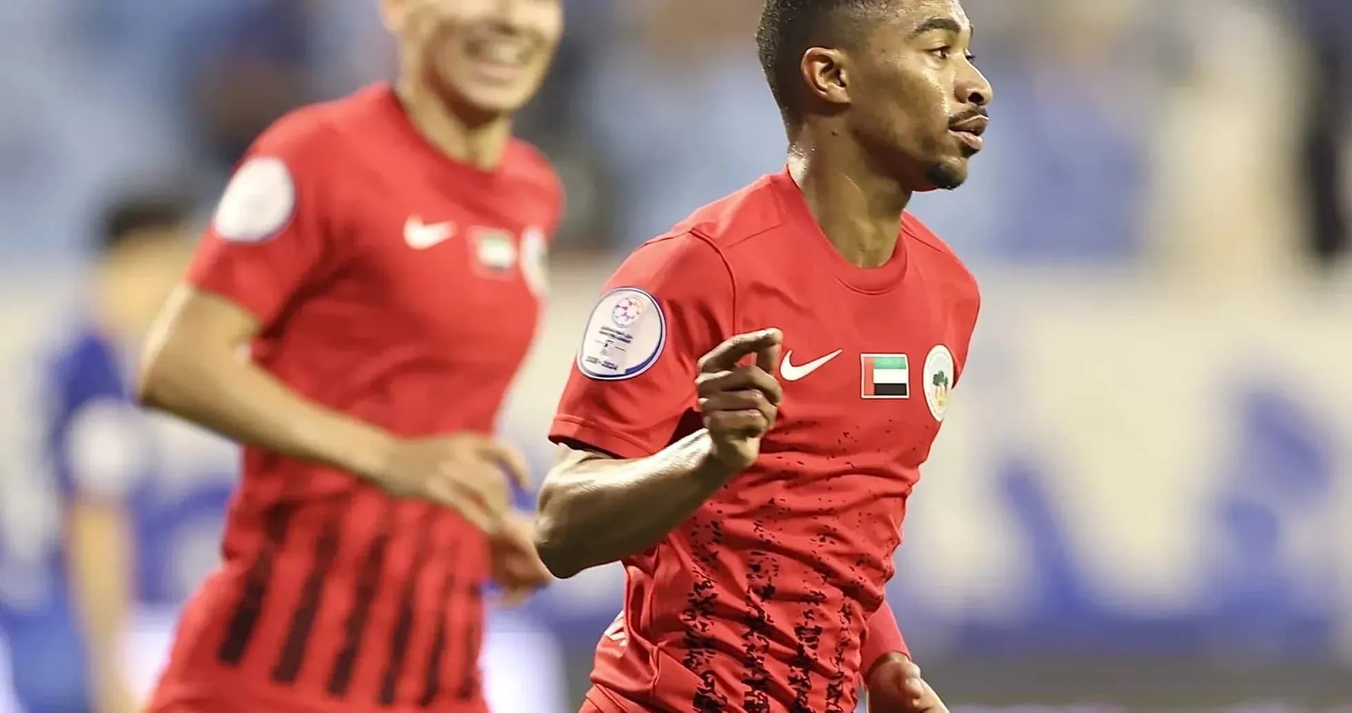 Joueur célébrant un but lors du match