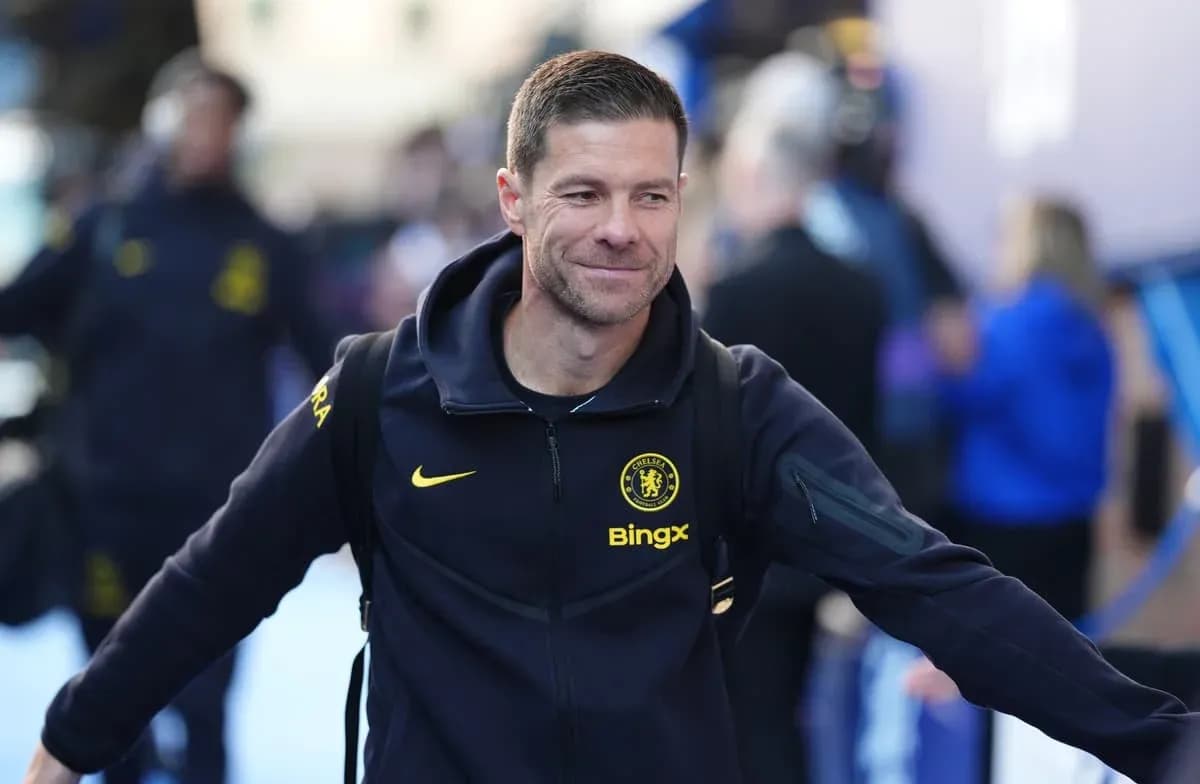 Entraîneur de Chelsea entrant dans le stade
