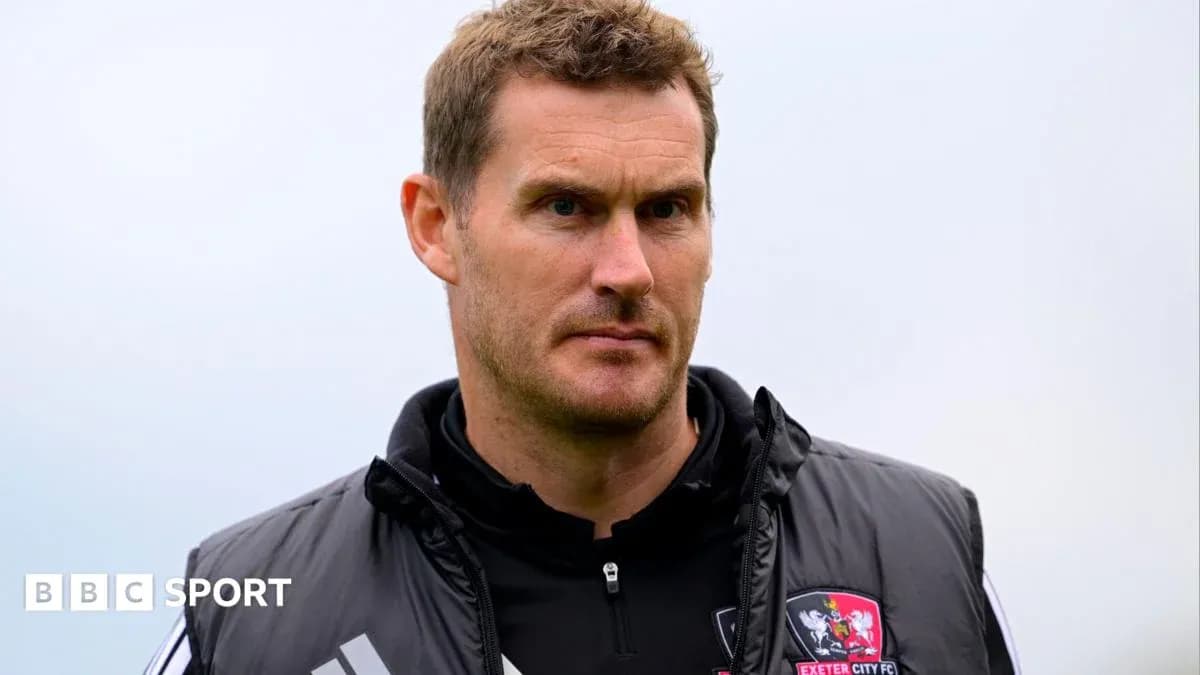Entraîneur d'Exeter City FC avant un match