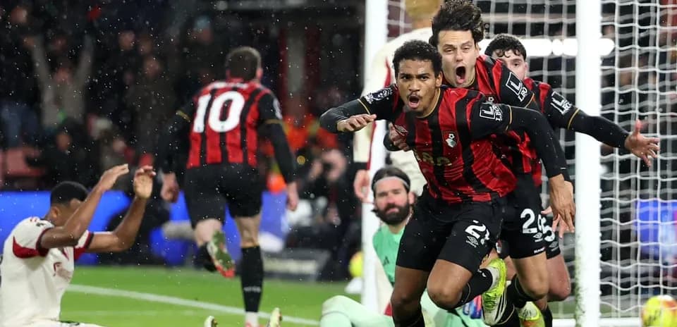Joueurs de Bournemouth célébrant un but