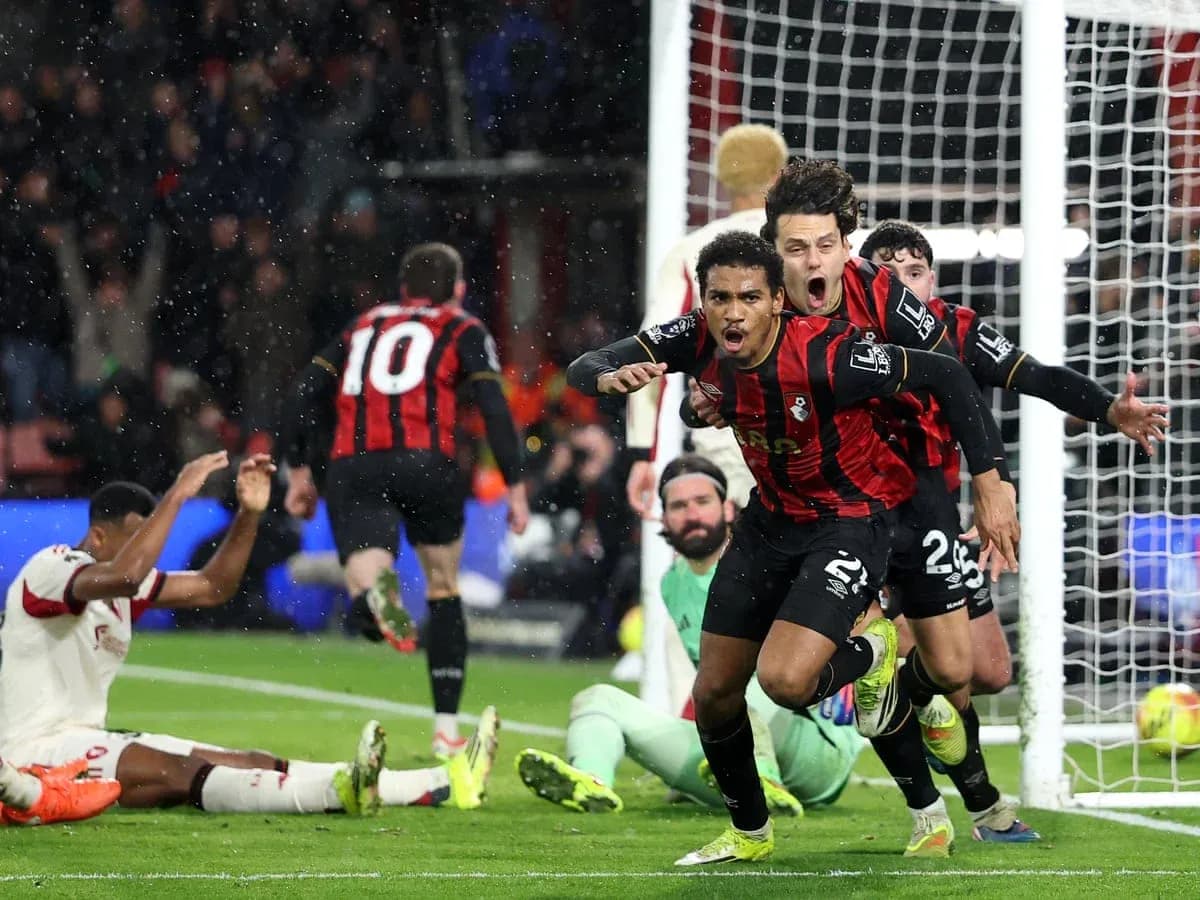 Joueurs de Bournemouth célébrant un but