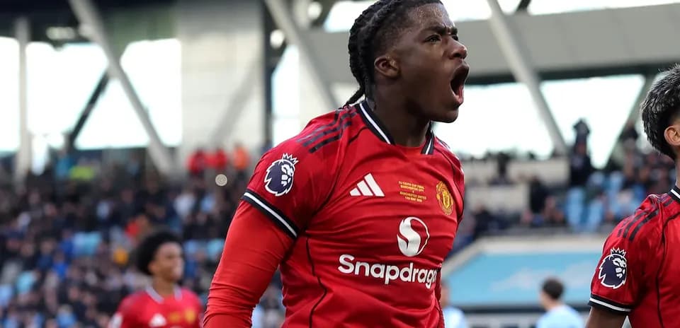 Joueur de Manchester United célébrant un but