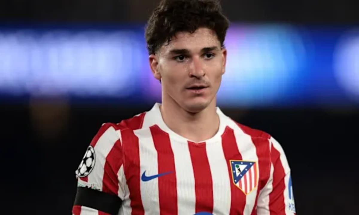 Joueur d'Atletico Madrid en tenue de match