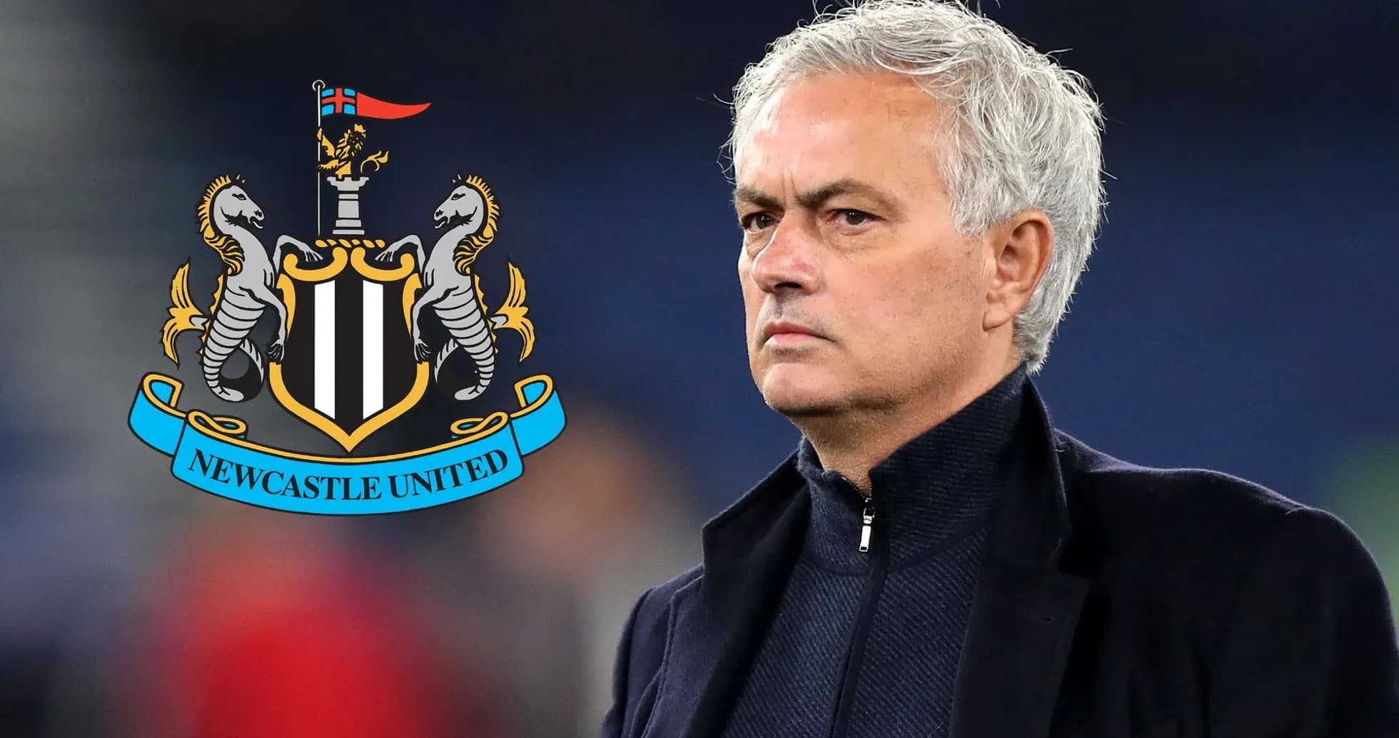 Entraîneur observant le match avec logo de Newcastle United