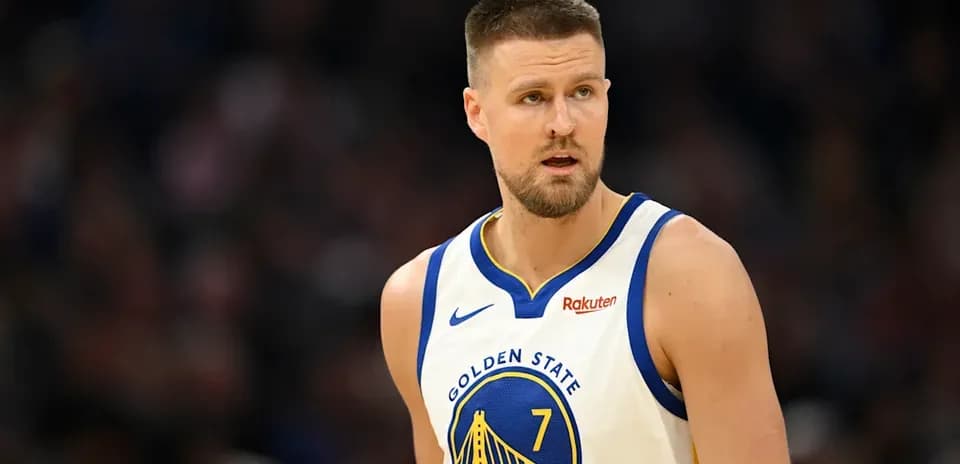 Joueur des Golden State Warriors sur le terrain