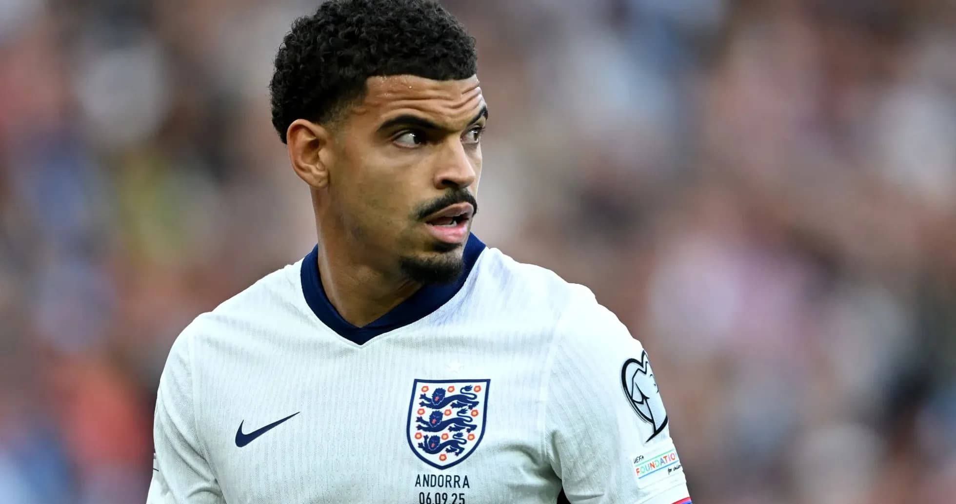 Joueur en action lors d'un match avec l'Angleterre