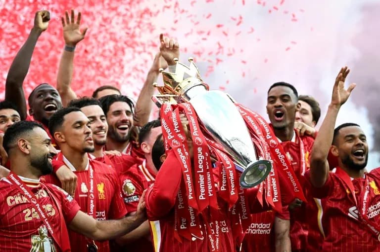 Joueurs de Liverpool célébrant le titre de Premier League
