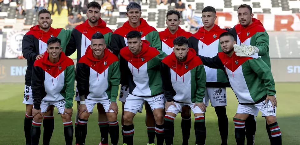 Équipe Palestino avant le match