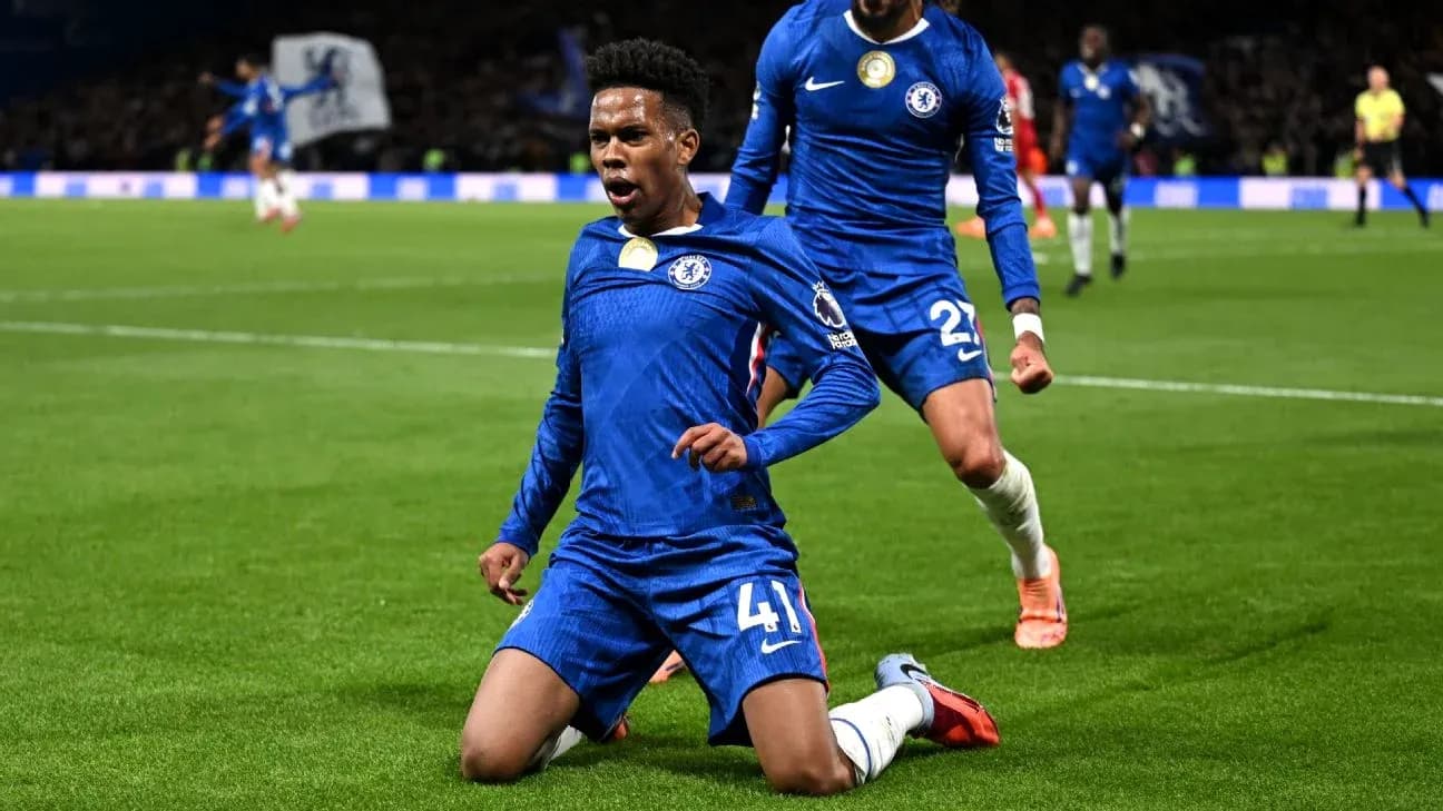 Joueur de Chelsea célébrant un but