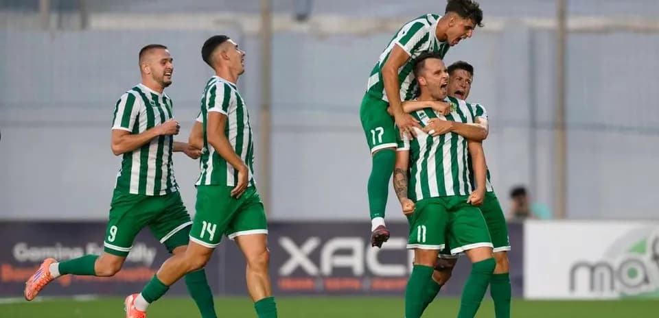 Joueurs de Levski Sofia célébrant un but