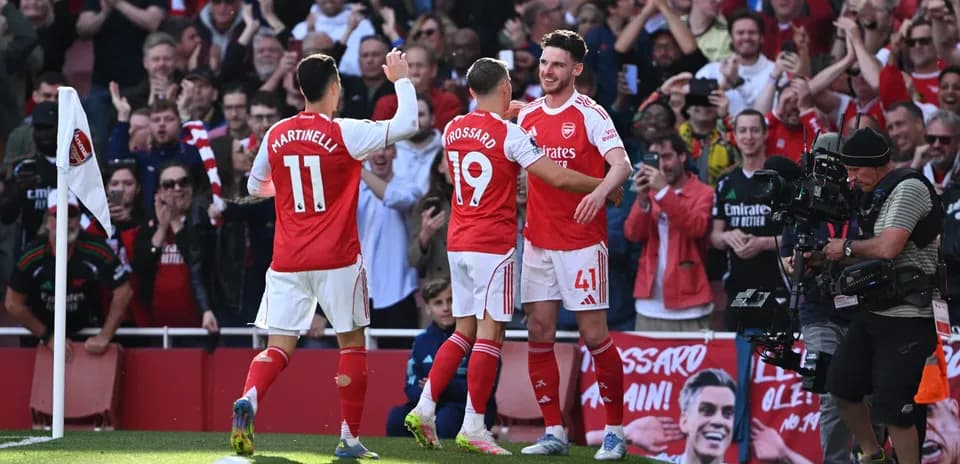 Joueurs d'Arsenal célébrant un but