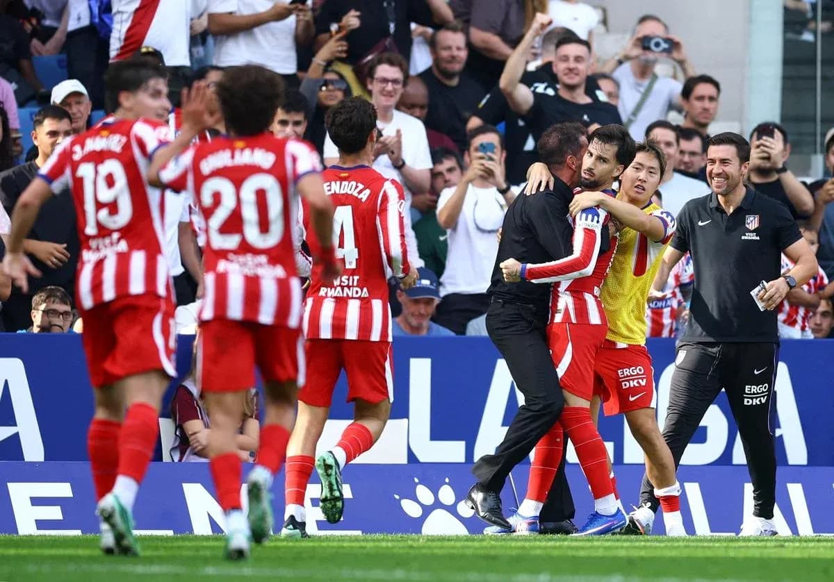 Joueurs d'Atletico célébrant un but