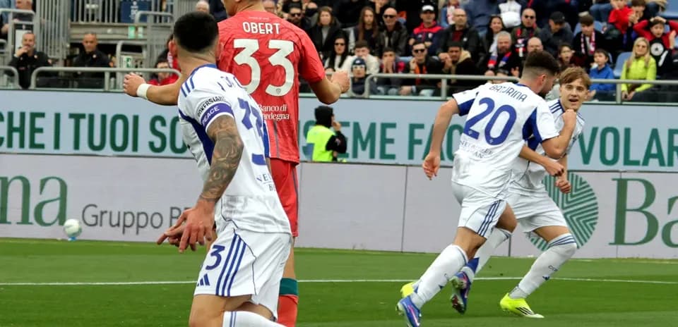 Como triomphe à l'Unipol Domus contre Cagliari