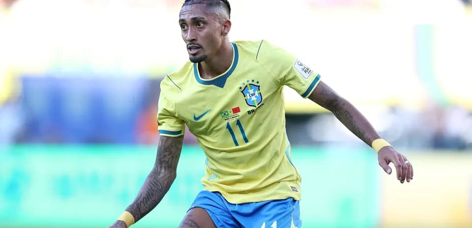 Joueur brésilien en action sur le terrain