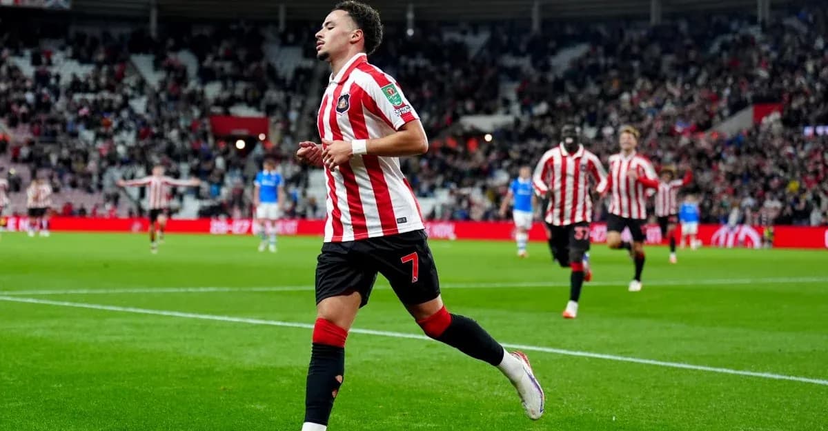 Joueur célébrant un but lors du match