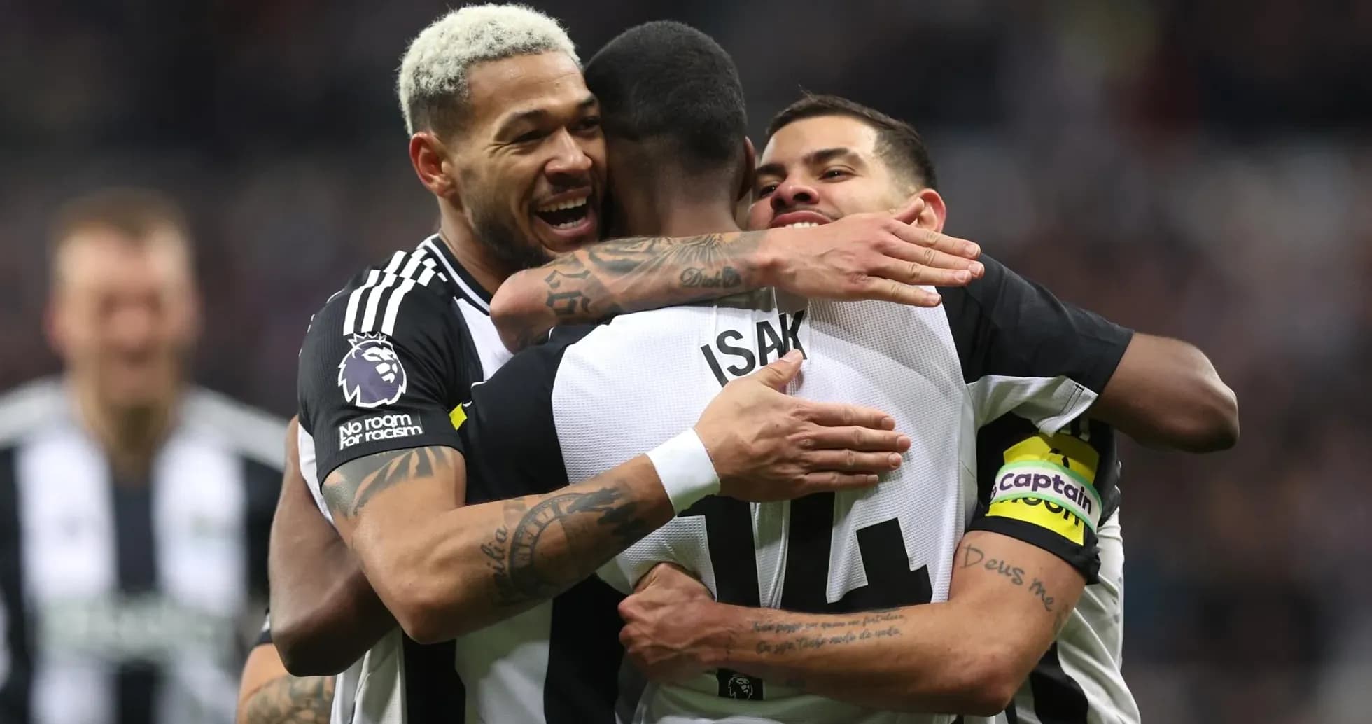 Joueurs de Newcastle célébrant un but