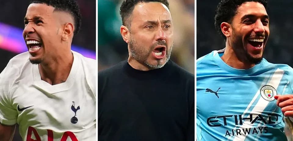 Joueurs et entraîneur lors d'un match de football