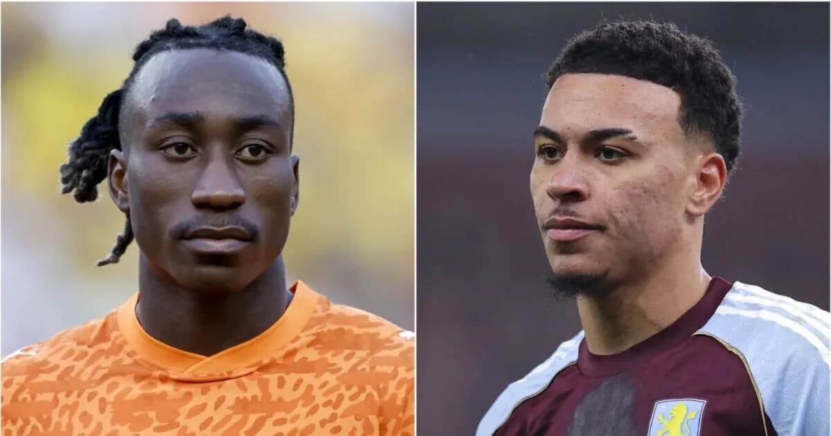 Deux joueurs en tenue de match sur fond flou