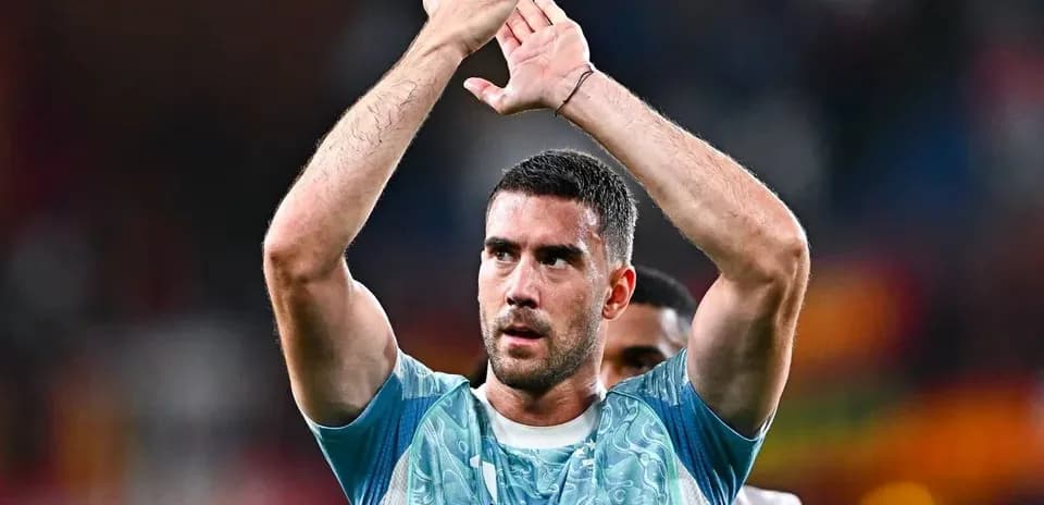 Joueur applaudissant après le match dans le stade