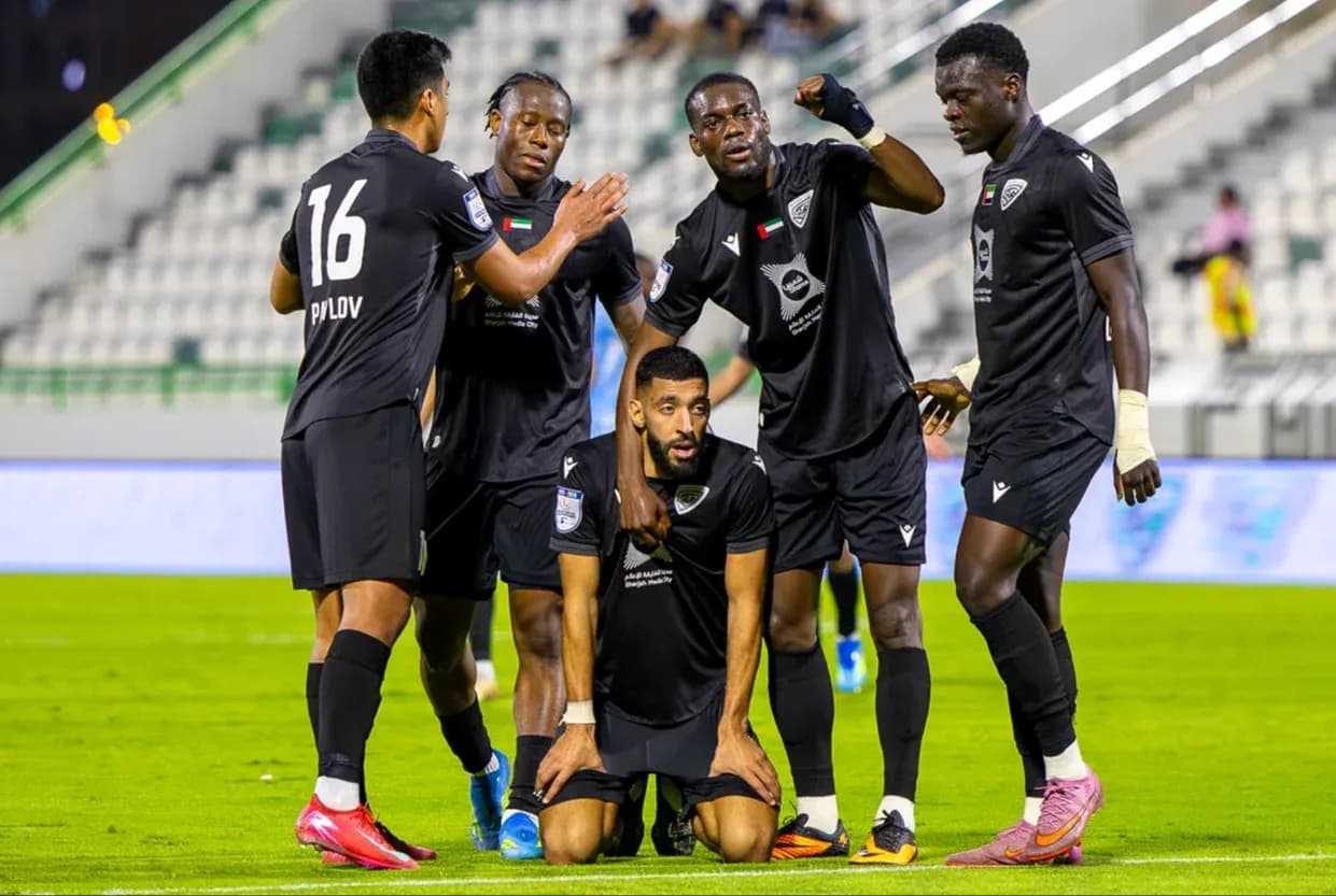 Célébration de l'équipe pendant le match